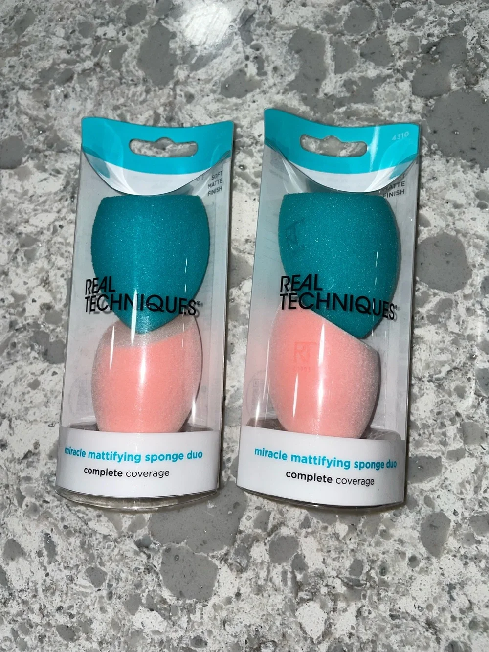 Real Techniques Kids Bath Miracle Mattifying Sponges - Teal & Peach Duo Pack x2